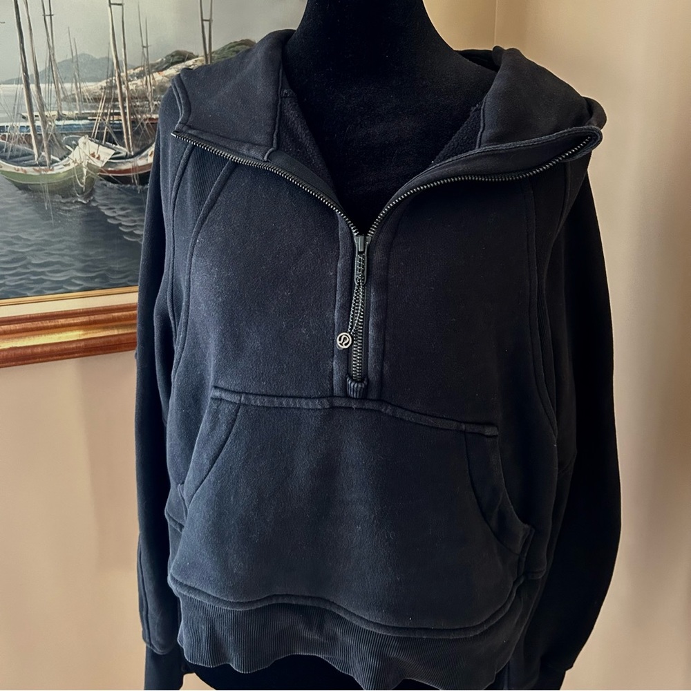 Women’s Extra Small Lululemon quarter-zip hoodie.
